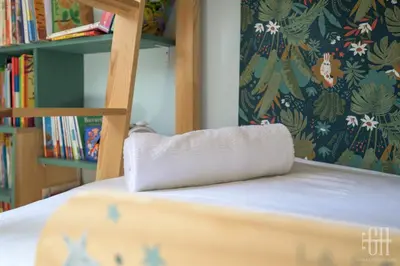 Plan de l'établissement L'Érudit - Maison avec jardin - 9 V - Parking