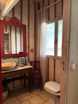 Salle de bains dans l'établissement Motel - Usine à Gaz