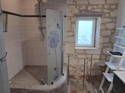 Salle de bains dans l'établissement Gîte aux Pissenlits