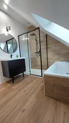 Salle de bains dans l'établissement Gîte familial proche d'Amboise
