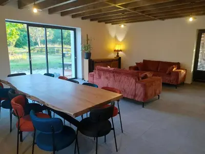 Coin salon dans l'établissement La gite des 1000 plantes
