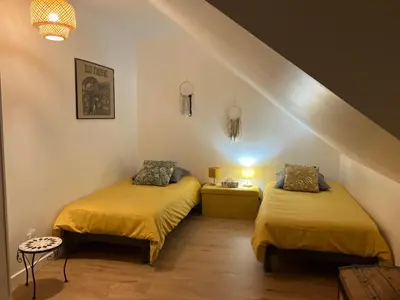 Un ou plusieurs lits dans un hébergement de l'établissement maison 6 personnes 15 min du circuit