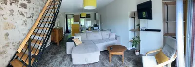 Télévision ou salle de divertissement dans l'établissement Saumur Loire chambres et gite