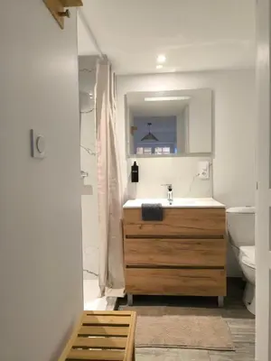 Salle de bains dans l'établissement Gites les Bon' aparte gite 3