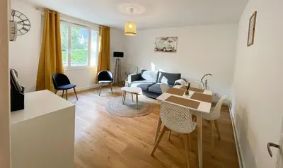 Coin salon dans l'établissement L'agréable du Logis - proche centre ville