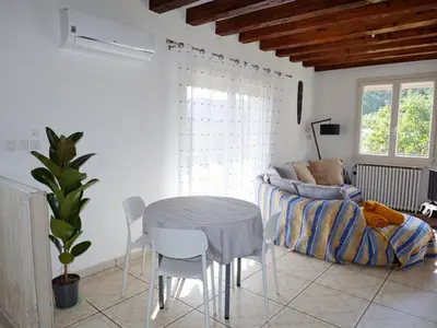 Plan de l'établissement Maison familiale avec jardin à Blois, Parking privé