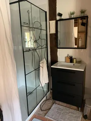 Salle de bains dans l'établissement Maison de charme
