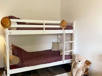 Un ou plusieurs lits dans un hébergement de l'établissement Gîte à Oisly près des Châteaux de la Loire avec Parking et Animaux Bienvenus - FR-1-491-469