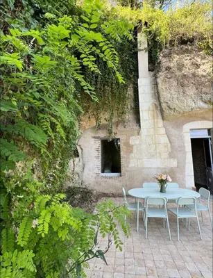Jardin de l'établissement La petite Troglo