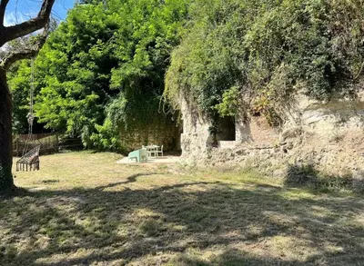 Jardin de l'établissement La petite Troglo
