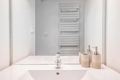 Salle de bains dans l'établissement Douceur bucolique, jardin & mezzanine cosy