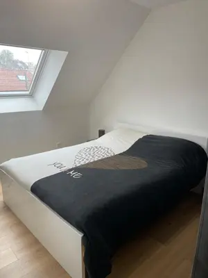 Un ou plusieurs lits dans un hébergement de l'établissement Chambre double lit King size