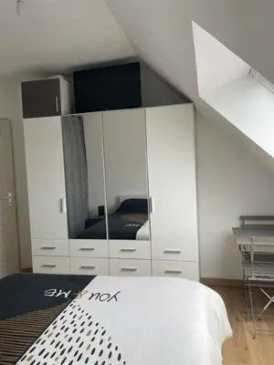 Un ou plusieurs lits dans un hébergement de l'établissement Chambre double lit King size