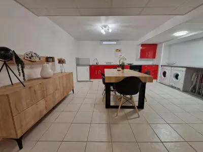 Cuisine ou kitchenette dans l'établissement Secret de Richebourg - Cœur du Mans - 4pers