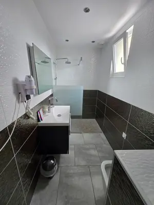 Salle de bains dans l'établissement Grande maison à Vendôme