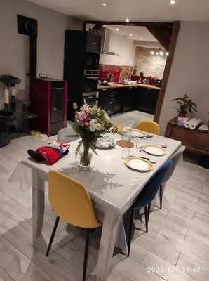 Cuisine ou kitchenette dans l'établissement Longère proche du zoo de Beauval et des châteaux de la Loire