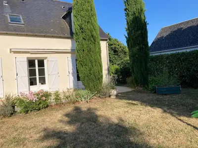 Jardin de l'établissement Le Fleuriau - Tours, Loire Valley
