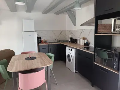 Cuisine ou kitchenette dans l'établissement Ferme de la Dalbeine