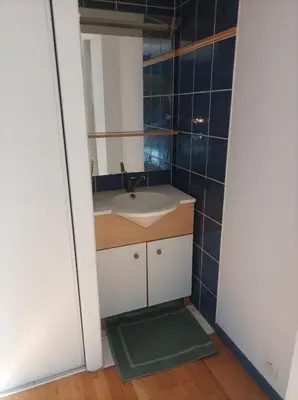 Salle de bains dans l'établissement Les 2 Chênes