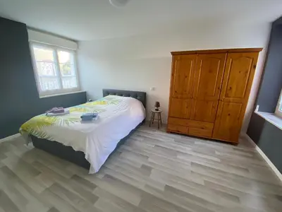 Un ou plusieurs lits dans un hébergement de l'établissement p'tite maison