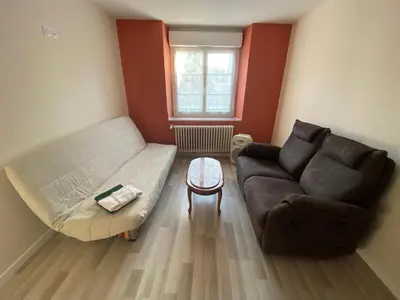 Coin salon dans l'établissement p'tite maison