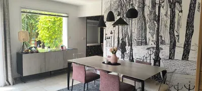 Cuisine ou kitchenette dans l'établissement Maison moderne 150 m2 à 15mn du centre ville