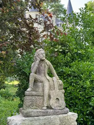 Jardin de l'établissement Château des quatre tourelles