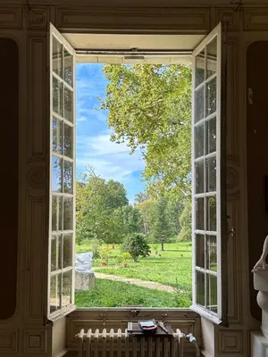 Jardin de l'établissement Château des quatre tourelles