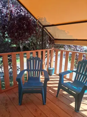 Balcon ou terrasse dans l'établissement Camping Au Bord de Loire
