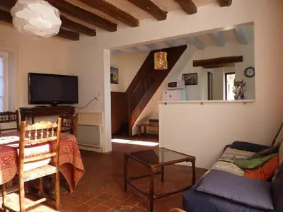 Télévision ou salle de divertissement dans l'établissement Maison au cœur des châteaux de la Loire