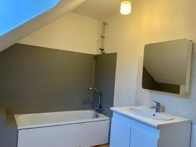 Salle de bains dans l'établissement Gîte des Grotteaux