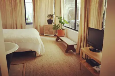 Télévision ou salle de divertissement dans l'établissement Appartement au pied du château
