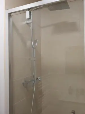Salle de bains dans l'établissement Appart centre FNAC