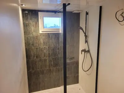 Salle de bains dans l'établissement Maison troglodyte
