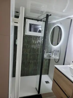 Salle de bains dans l'établissement Maison troglodyte