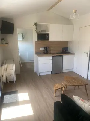 Cuisine ou kitchenette dans l'établissement Bonamy's
