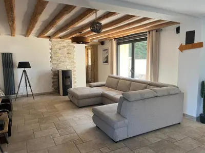 Coin salon dans l'établissement House le Mans