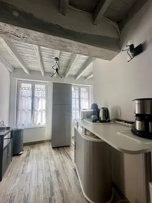 Cuisine ou kitchenette dans l'établissement gîte le nid