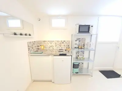 Cuisine ou kitchenette dans l'établissement Proche gare, centre-ville et château de Blois