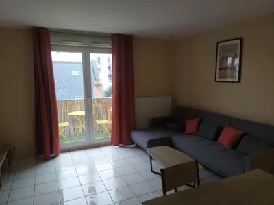 Coin salon dans l'établissement T3 COSY 2 chambres proche TOURS