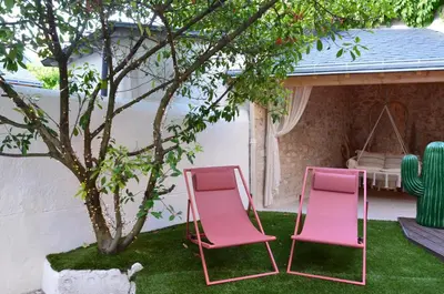 Jardin de l'établissement Le Nid défendu #Nüit#love#luxe