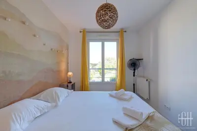 Un ou plusieurs lits dans un hébergement de l'établissement Le St Côme - 4V - 2 chambre - Proche Tours Centre