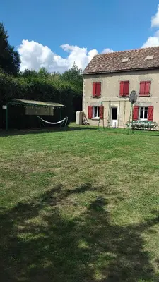 Jardin de l'établissement Maison de campagne 8 personnes