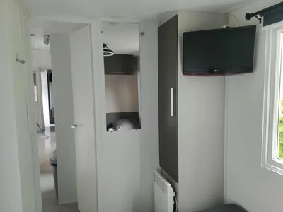 Télévision ou salle de divertissement dans l'établissement Domaine De Dugny