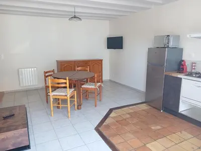 Cuisine ou kitchenette dans l'établissement la sterne