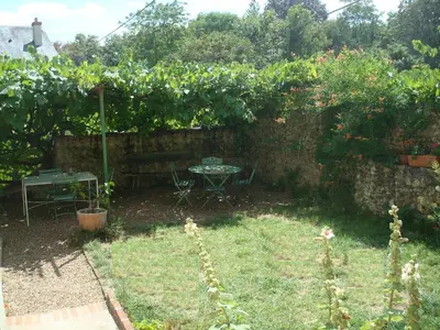 Jardin de l'établissement La Tonnelle de Vouvray