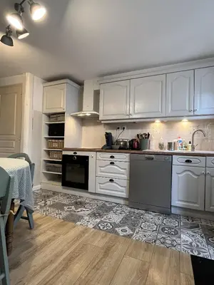 Cuisine ou kitchenette dans l'établissement La Clef des Souvenirs