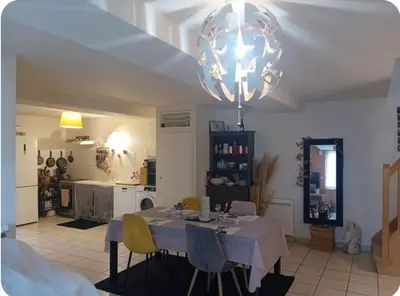 Cuisine ou kitchenette dans l'établissement Chez ISA chambre chez l'habitant Léa