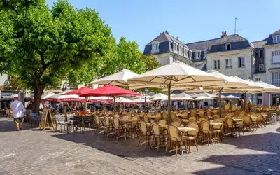Restaurant ou autre lieu de restauration dans l'établissement La Plume d'Amour- Love Room au Cœur du Vieux Tours