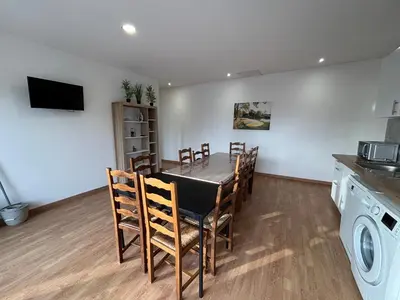 Cuisine ou kitchenette dans l'établissement Appartement 10 personnes avec terrasse à Vallères